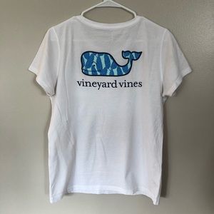 ⚫️Vineyard Vines T Shirt